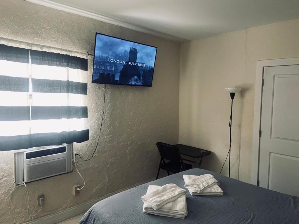 Pretty Private Room, Near The Airport - Free Parking - 01 迈阿密 外观 照片